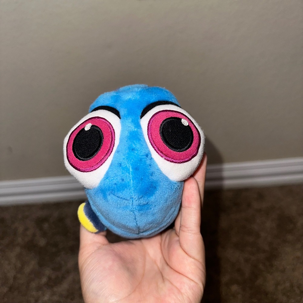 Disney Store‎ Finding Dory Baby Dory Small Plush Blue Tang Fish Stuffed Toy - Picture 5 of 6